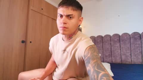 Snapshot of marko_toro__ chatting on December 3, 2025, 9:02 pm Sebastian online show from December 3, 2025, 9:02 pm