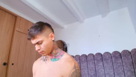 Snapshot of marko_toro__ chatting on December 4, 2025, 8:50 pm Sebastian online show from December 4, 2025, 8:50 pm