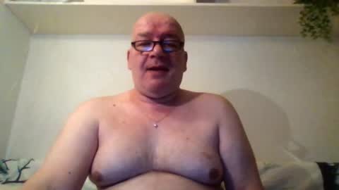 Snapshot of markolub chatting on March 2, 2025, 10:38 pm Marko online show from March 2, 2025, 10:38 pm