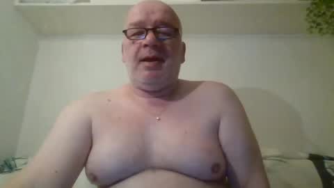 Snapshot of markolub chatting on March 8, 2025, 11:39 pm Marko online show from March 8, 2025, 11:39 pm