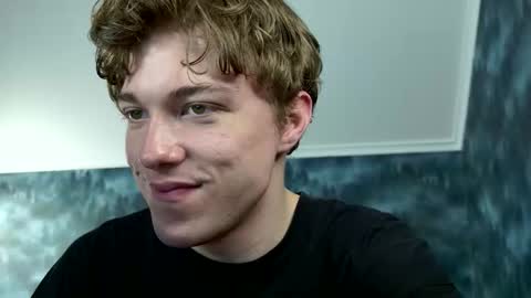 markshot_ online show from November 8, 2025, 4:29 pm