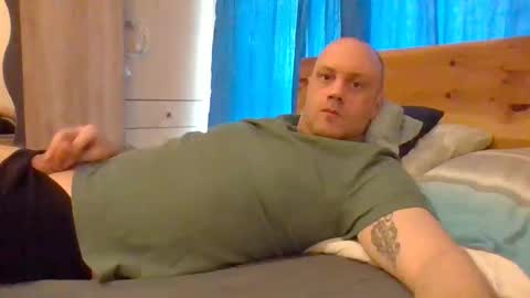 markus_7 online show from April 13, 2026, 12:43 pm