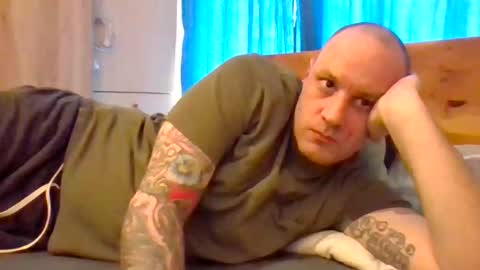 markus_7 online show from April 25, 2026, 11:02 am