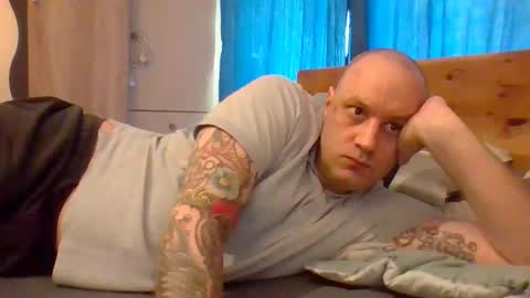 markus_7 online show from May 17, 2026, 7:28 am