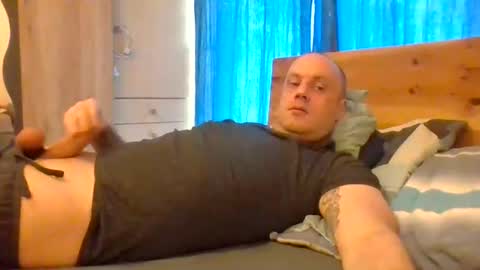 markus_7 online show from June 12, 2026, 8:02 am
