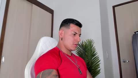 Snapshot of markus_blass chatting on February 4, 2025, 9:52 pm markus... Y online show from February 4, 2025, 9:52 pm