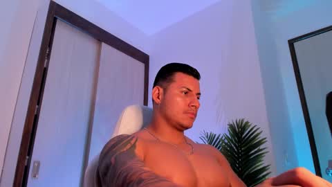 Snapshot of markus_blass chatting on February 25, 2025, 11:00 pm markus... Y online show from February 25, 2025, 11:00 pm