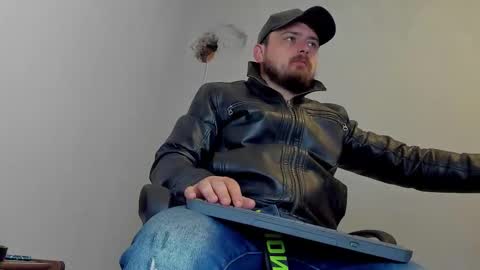 Snapshot of markwaynescr chatting on November 19, 2025, 11:21 am MARK online show from November 19, 2025, 11:21 am