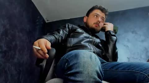 MARK online show from December 21, 2025, 7:43 pm