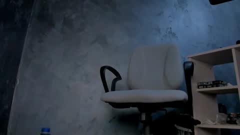 Snapshot of markwaynescr chatting on March 29, 2026, 11:43 am MARK online show from March 29, 2026, 11:43 am