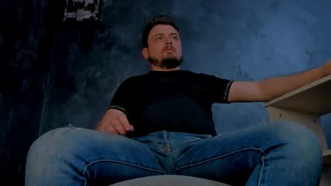 Snapshot of markwaynescr chatting on April 12, 2026, 8:03 pm MARK online show from April 12, 2026, 8:03 pm