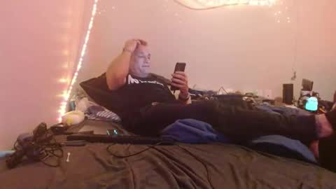 Snapshot of markymark101825061 chatting on January 26, 2025, 6:38 am markymark101825061 online show from January 26, 2025, 6:38 am