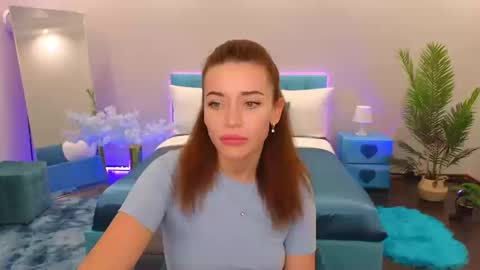 Snapshot of marladewis chatting on October 14, 2025, 8:09 pm MarlaDewis online show from October 14, 2025, 8:09 pm