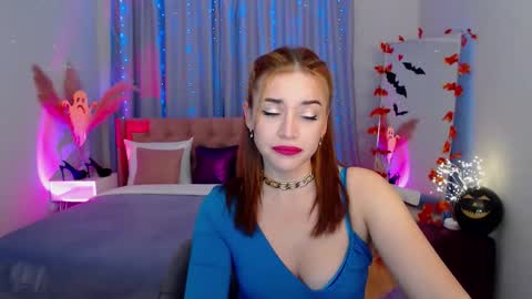 Snapshot of marladewis chatting on October 19, 2025, 11:44 am MarlaDewis online show from October 19, 2025, 11:44 am