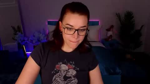 Snapshot of marladewis chatting on February 22, 2026, 4:05 pm MarlaDewis online show from February 22, 2026, 4:05 pm