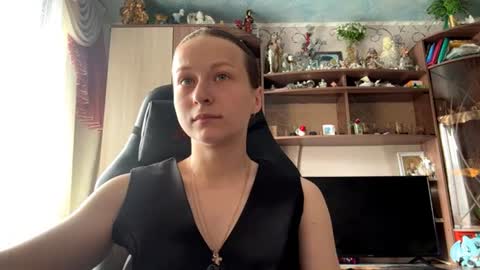 Lena online show from June 28, 2026, 5:35 am