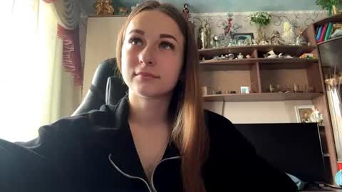 Lena online show from July 8, 2026, 7:24 am