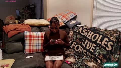 Snapshot of marleymadness9 chatting on April 4, 2026, 7:50 am MarleyAquafina online show from April 4, 2026, 7:50 am