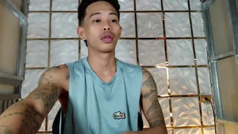 marlmoreno10 online show from February 19, 2026, 12:17 am