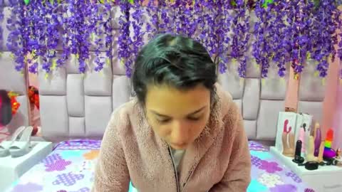 Snapshot of marlyanal chatting on December 3, 2024, 2:27 pm Marly Anal online show from December 3, 2024, 2:27 pm