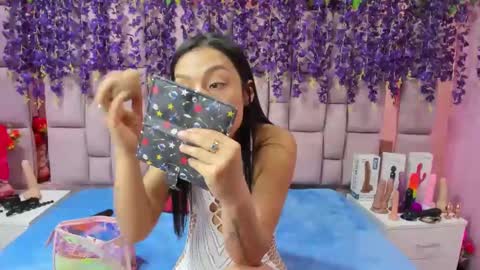 Snapshot of marlyanal chatting on December 11, 2024, 6:09 pm Marly Anal online show from December 11, 2024, 6:09 pm