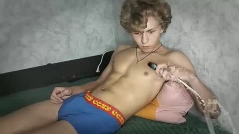 Snapshot of marmelad228 chatting on October 1, 2025, 4:18 am marmelad228 online show from October 1, 2025, 4:18 am