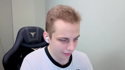 Marko online show from April 16, 2026, 7:36 pm