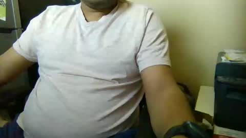 Snapshot of marriedandfrisky chatting on April 10, 2026, 2:55 pm Married Horny Guy online show from April 10, 2026, 2:55 pm