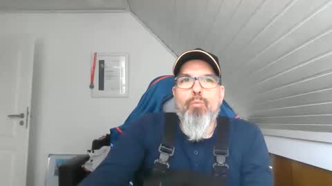 Snapshot of marriedcock1980 chatting on March 15, 2026, 12:00 pm marriedcock1980 online show from March 15, 2026, 12:00 pm