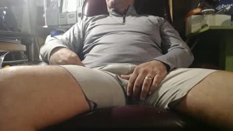 only fans marrieddad19751975 online show from October 2, 2025, 9:27 am