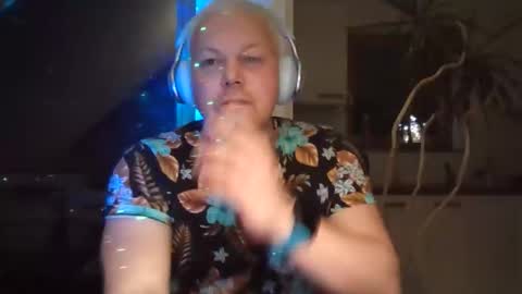 mars0481 online show from November 27, 2025, 10:12 pm