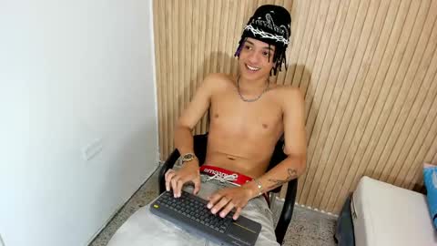 MARSHALL online show from October 5, 2025, 12:58 pm