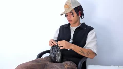 MARSHALL online show from January 10, 2026, 1:24 pm