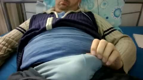 Snapshot of mart83_sllo chatting on November 8, 2025, 1:00 pm Martin83 online show from November 8, 2025, 1:00 pm