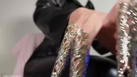 Ultimate Goddess online show from November 15, 2025, 8:00 am