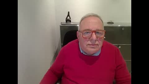 Snapshot of martin_1947 chatting on February 27, 2025, 5:36 pm martin_1947 online show from February 27, 2025, 5:36 pm