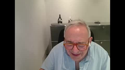 Snapshot of martin_1947 chatting on October 5, 2025, 6:50 pm martin_1947 online show from October 5, 2025, 6:50 pm