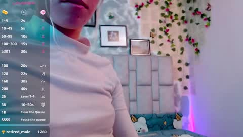 Martina online show from December 9, 2024, 3:44 pm