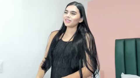 Martina Divine online show from November 7, 2025, 10:59 am