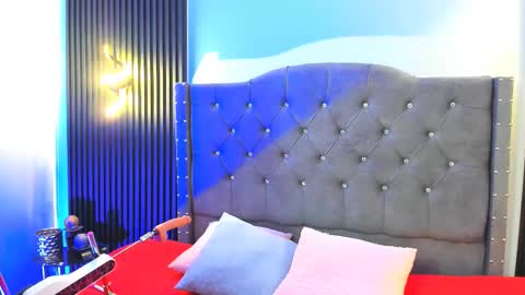   MARTINA   online show from October 30, 2025, 12:17 pm