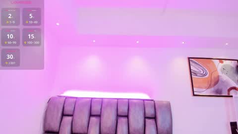 Snapshot of martina_mancinii chatting on February 9, 2025, 3:34 pm Martina online show from February 9, 2025, 3:34 pm