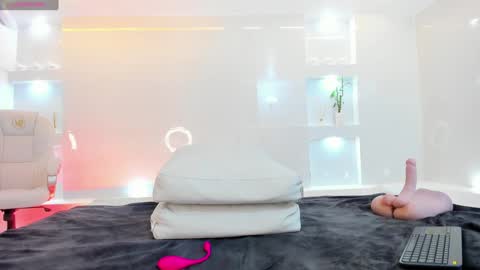 Martina  online show from December 26, 2024, 8:42 pm