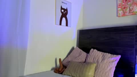 martina mIIler online show from November 24, 2025, 1:00 pm