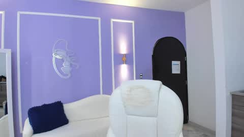 Snapshot of martina_saenz1 chatting on March 12, 2025, 8:10 pm Martina online show from March 12, 2025, 8:10 pm