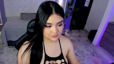 Snapshot of martina_saenz1 chatting on October 2, 2025, 8:27 pm Martina online show from October 2, 2025, 8:27 pm