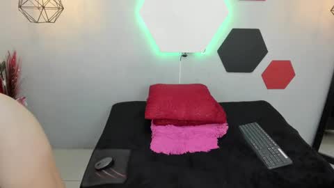 Martina online show from December 14, 2024, 4:12 am