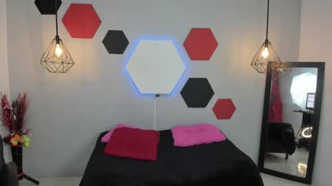 Martina online show from December 14, 2024, 7:18 am