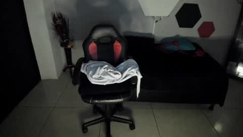 Martina online show from February 26, 2025, 5:09 am