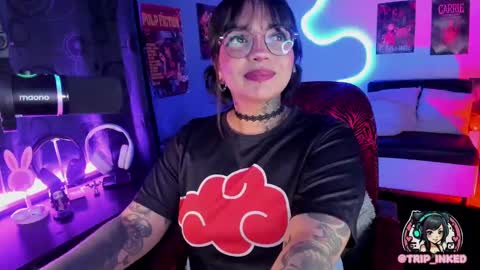 Snapshot of martinarouseee chatting on December 3, 2024, 12:02 am Val online show from December 3, 2024, 12:02 am