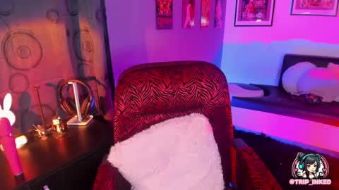 Snapshot of martinarouseee chatting on February 12, 2025, 1:09 am Val online show from February 12, 2025, 1:09 am